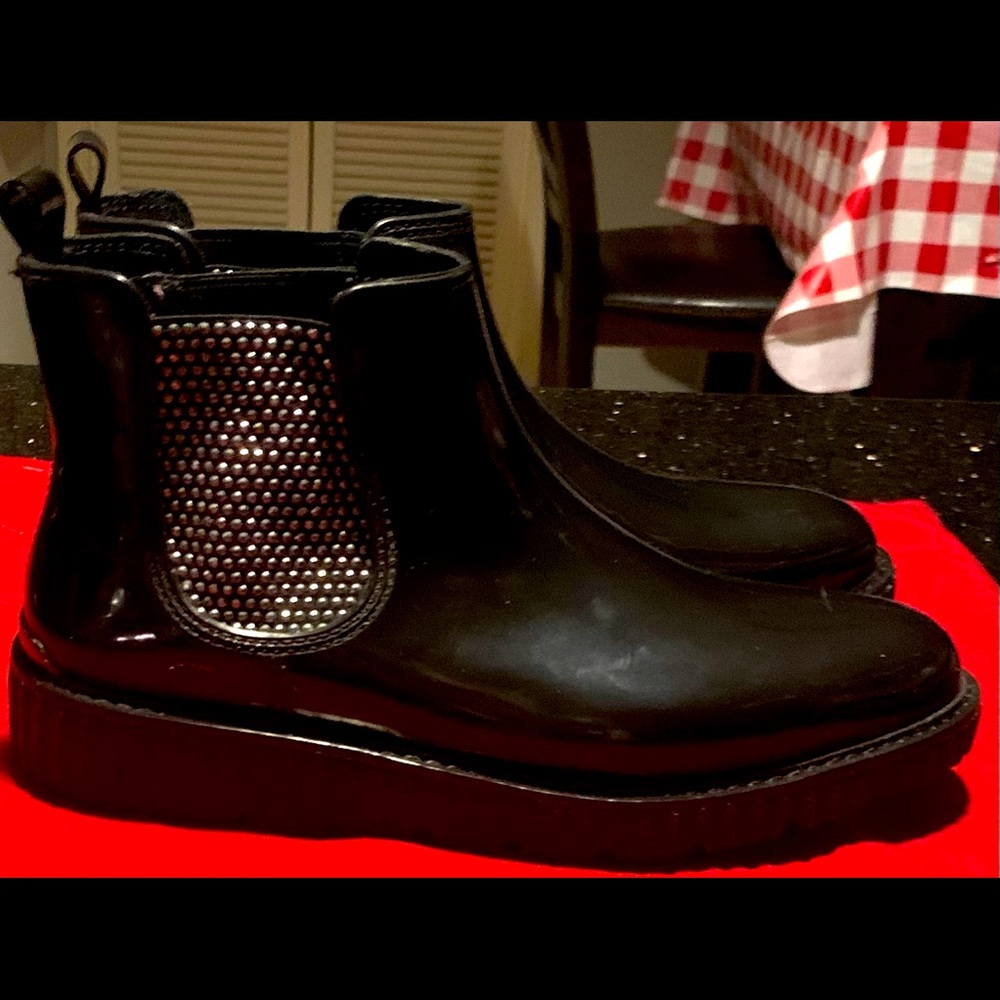 Rain boots